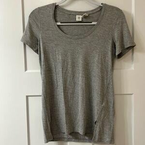 Women’s summer top.